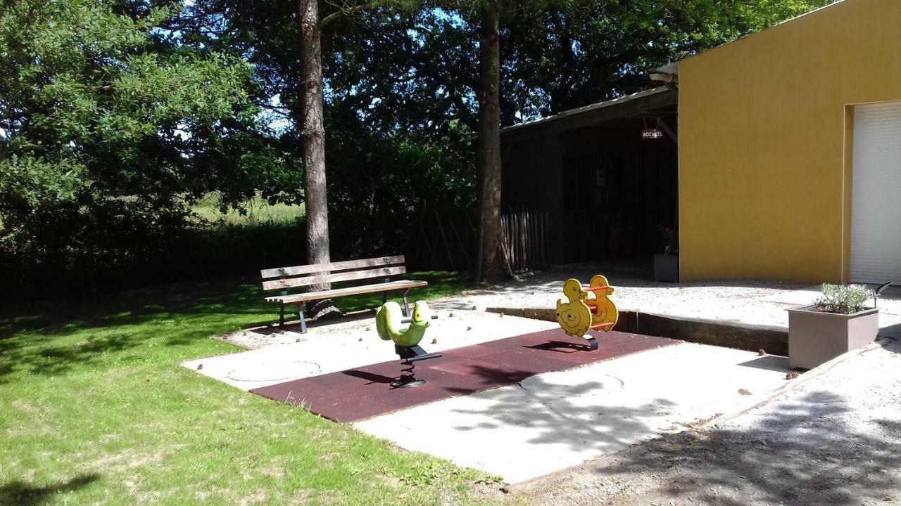 Camping Les Peupliers Hotel Saint-Pere-en-Retz Exterior photo